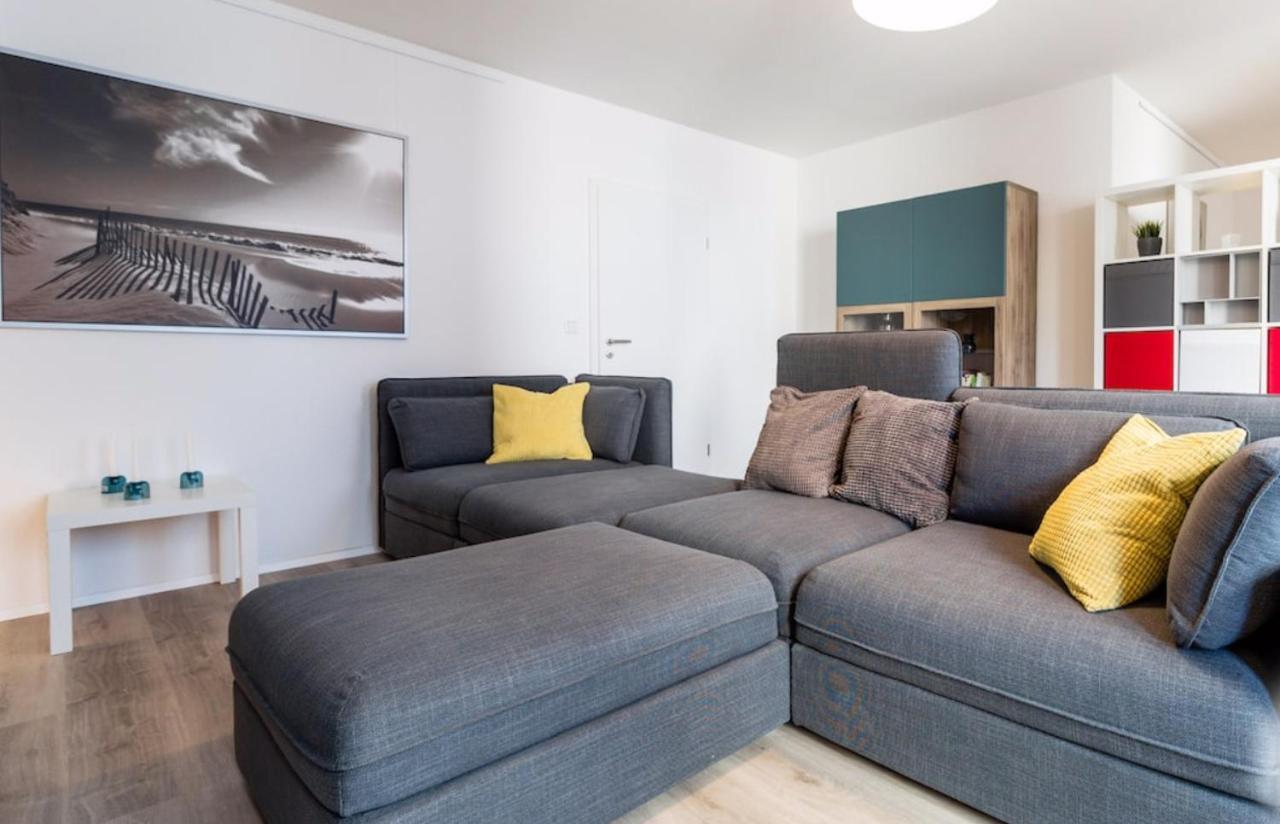 Homefy Oldtown Apartment - 6 People - 2 Bath - Balcony - Top Location デュッセルドルフ エクステリア 写真